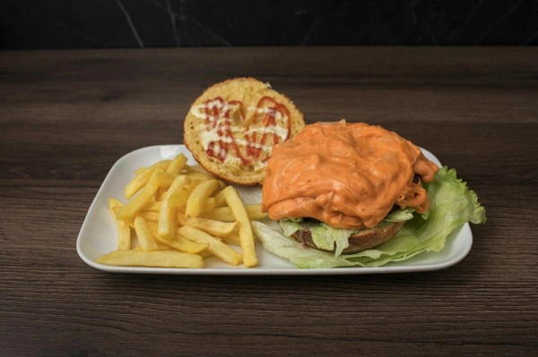 Hamburguesa Tizones con queso fundido